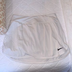 Nike white tennis skirt with built in shorts